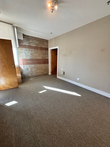 4411 Yates St, Denver, CO for lease - Building Photo - Image 3 of 5