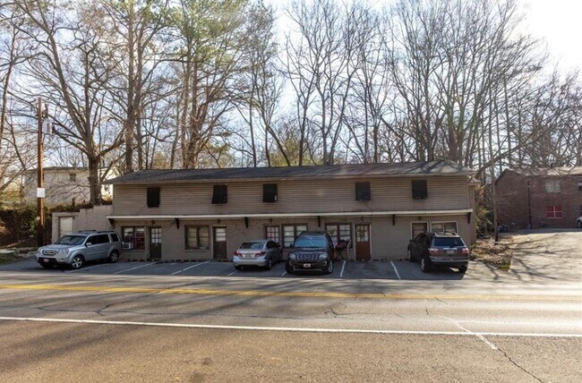 Plus de détails pour 550 Waleska Rd, Canton, GA - Multi-résidentiel à vendre