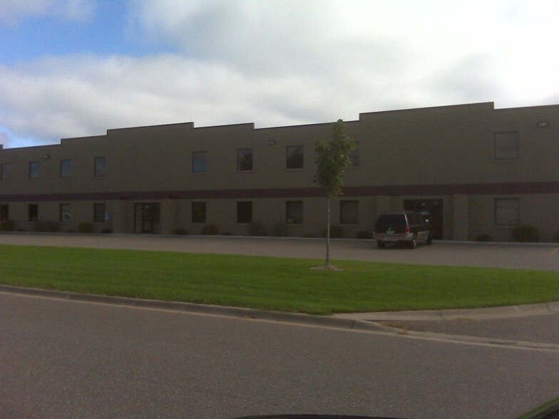 17149 NE Lincoln St, Ham Lake, MN for lease - Building Photo - Image 3 of 4