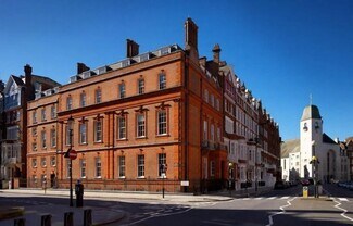 Plus de détails pour 45 Pont St, Londres - Bureau à louer