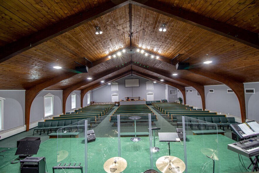 23696 Northline Rd, Taylor, MI à vendre - Photo intérieure - Image 3 de 62