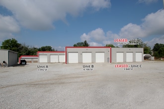 4175 Fargo Ave, Louisville, OH à louer Photo intérieure- Image 1 de 6