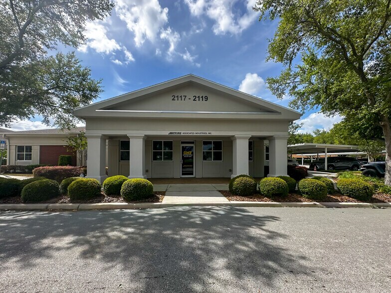 2117-2123 Harden Blvd, Lakeland, FL à louer - Photo principale - Image 1 de 26