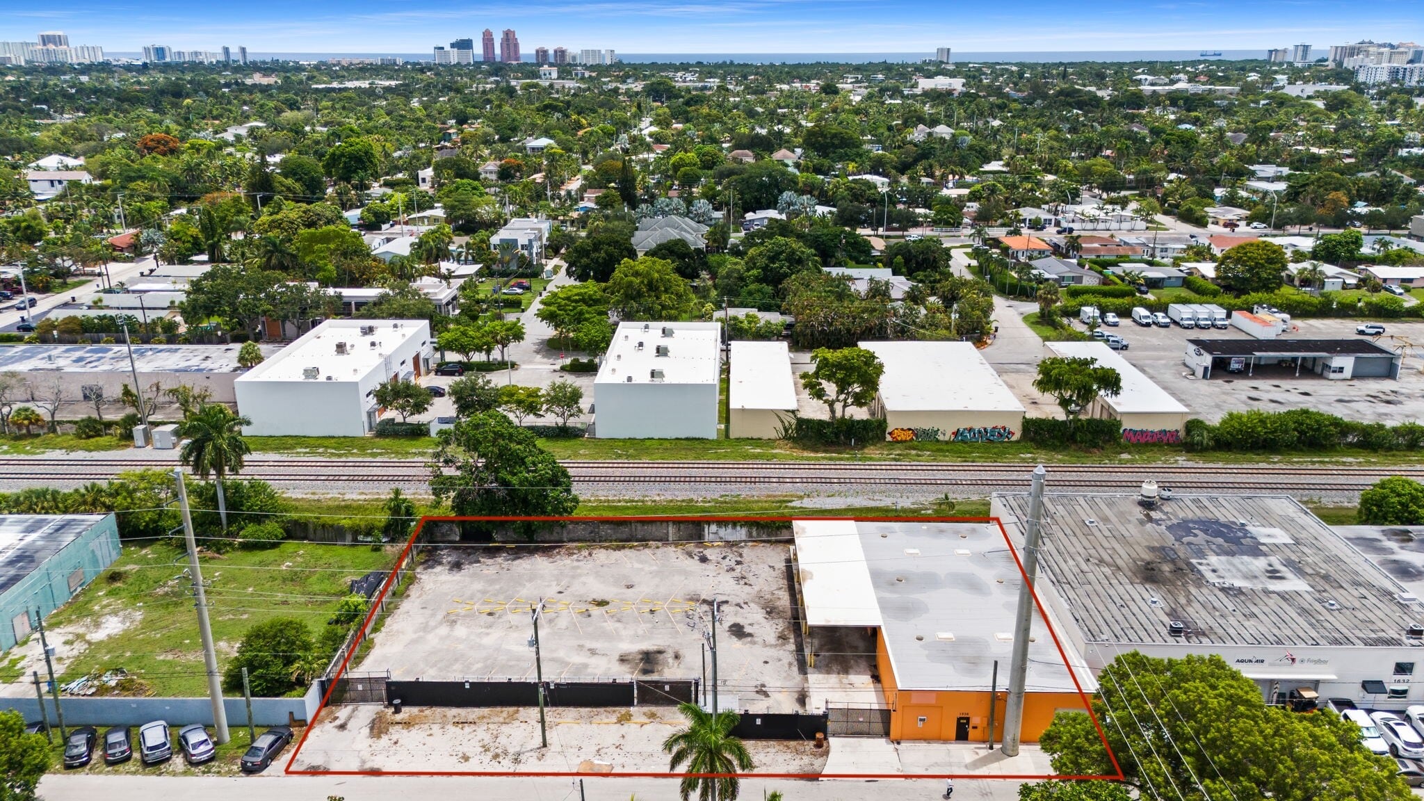 1636 NE 12th Ter, Fort Lauderdale, FL for lease Building Photo- Image 1 of 26
