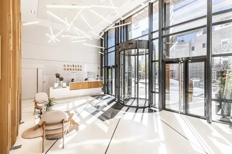 8-12 Avenue De L'Arche, Courbevoie for lease Interior Photo- Image 1 of 15