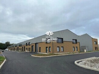 Plus de détails pour Local d'activités à louer