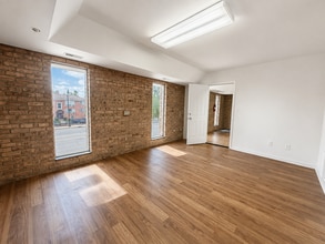 1817 W Stadium Blvd, Ann Arbor, MI for lease Interior Photo- Image 1 of 7