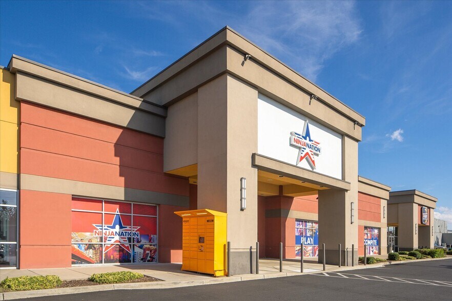 8016 N Division St, Spokane, WA à louer - Photo du bâtiment - Image 3 de 11