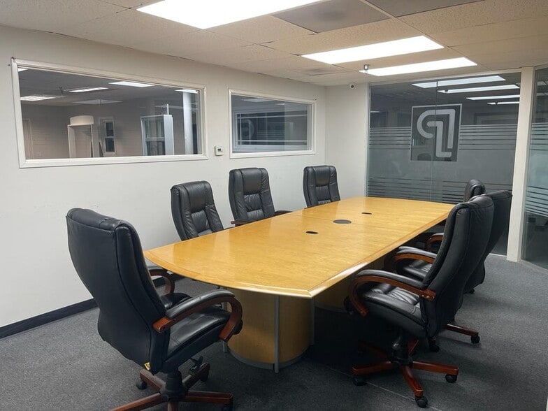7022-7032 Alondra Blvd, Paramount, CA à louer - Photo du bâtiment - Image 3 de 12