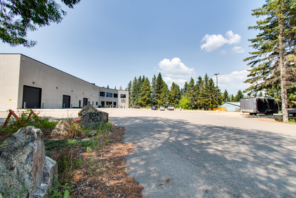 21220 100th Ave NW, Edmonton, AB for sale Building Photo- Image 1 of 1