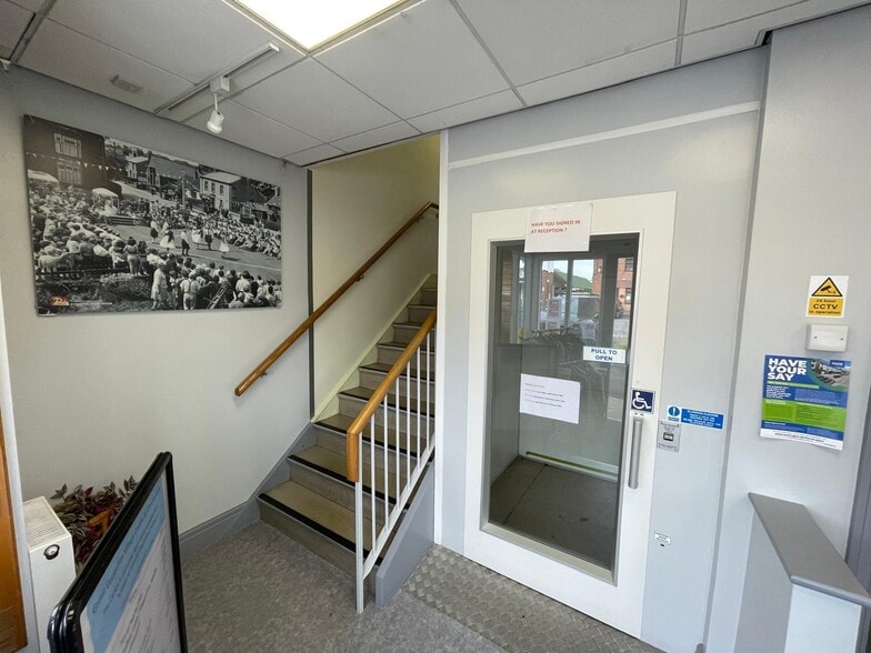 59 High St, Great Eccleston for lease - Interior Photo - Image 3 of 9