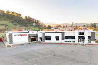 1444 NW Garden Valley Blvd, Roseburg, OR for lease Building Photo- Image 1 of 1