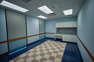 8700 N Stemmons Fwy, Dallas, TX for lease Interior Photo- Image 2 of 10