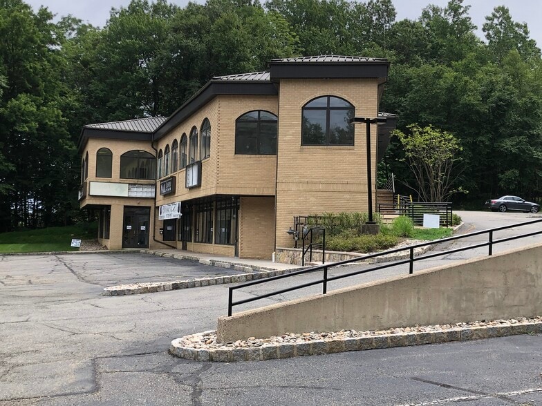 3025 State Route 10, Denville, NJ à louer - Photo du bâtiment - Image 3 de 6