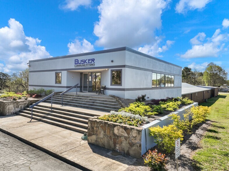 2567 Athens Hwy, Gainesville, GA à louer - Photo du bâtiment - Image 2 de 86