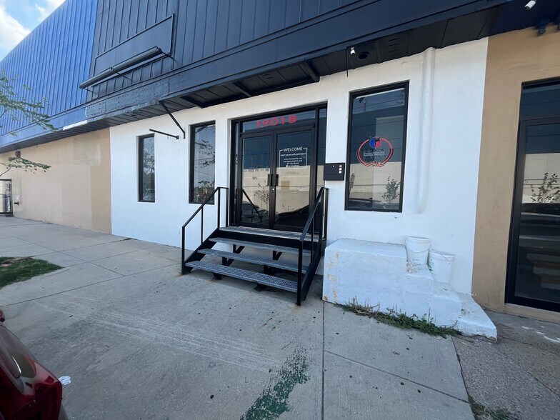 1901-1921 Washington Ave, Philadelphia, PA à louer - Photo du bâtiment - Image 2 de 2