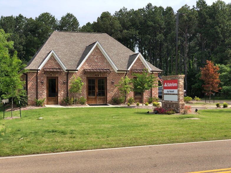 424 Northpark Dr, Ridgeland, MS for sale - Primary Photo - Image 1 of 1