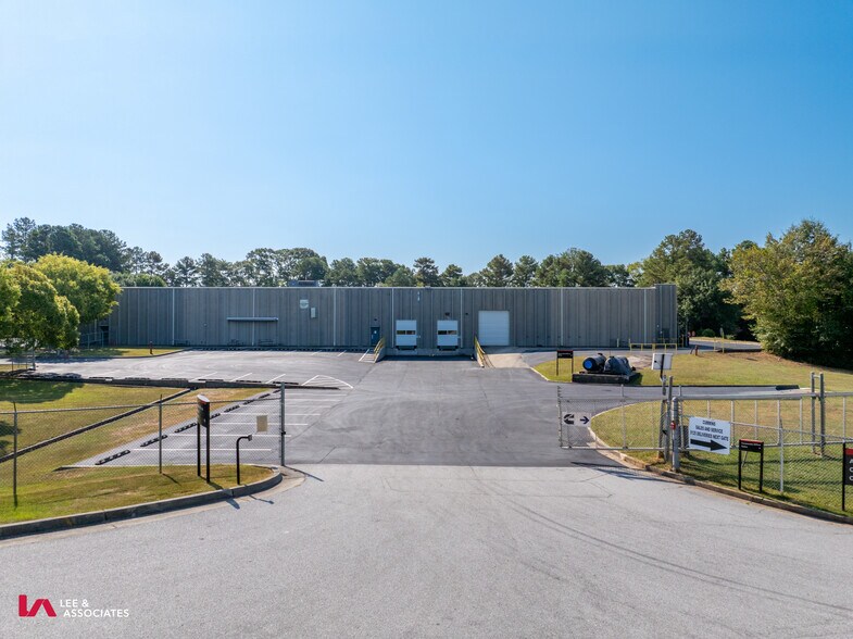 5125 Highway 85, College Park, GA à vendre - Photo du bâtiment - Image 3 de 6