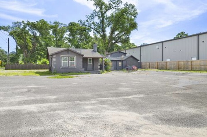 6698 N Palafox St, Pensacola, FL à vendre - Photo du bâtiment - Image 2 de 13
