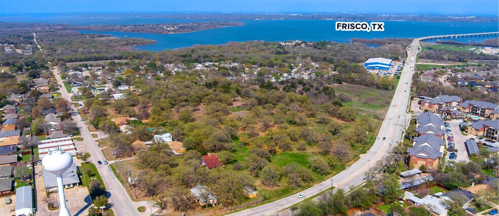 502 N Shady Shores Dr, Lake Dallas, TX à vendre - Photo du bâtiment - Image 3 de 7