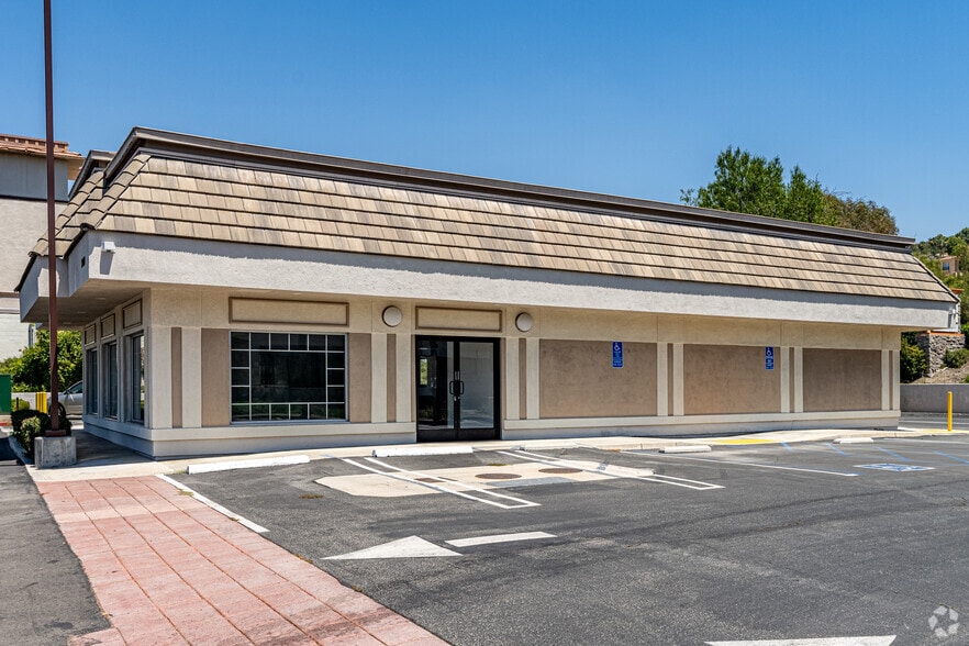 2711-2899 S Diamond Bar Blvd, Diamond Bar, CA for lease - Primary Photo - Image 1 of 10