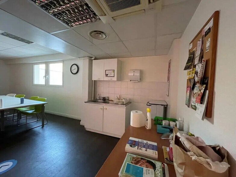 Bureau dans Torcy à vendre - Photo du bâtiment - Image 3 de 12