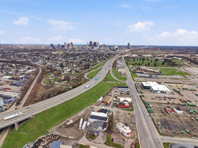 More details for 546 Brehl Ave, Columbus, OH - Industrial for Lease