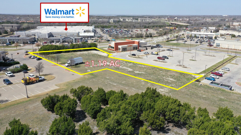 618 Uptown Blvd, Cedar Hill, TX for lease - Primary Photo - Image 1 of 12