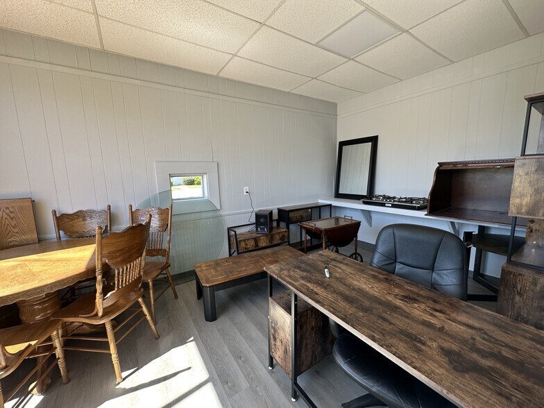 201 King E st, Bethune, SC à vendre - Photo du bâtiment - Image 2 de 6