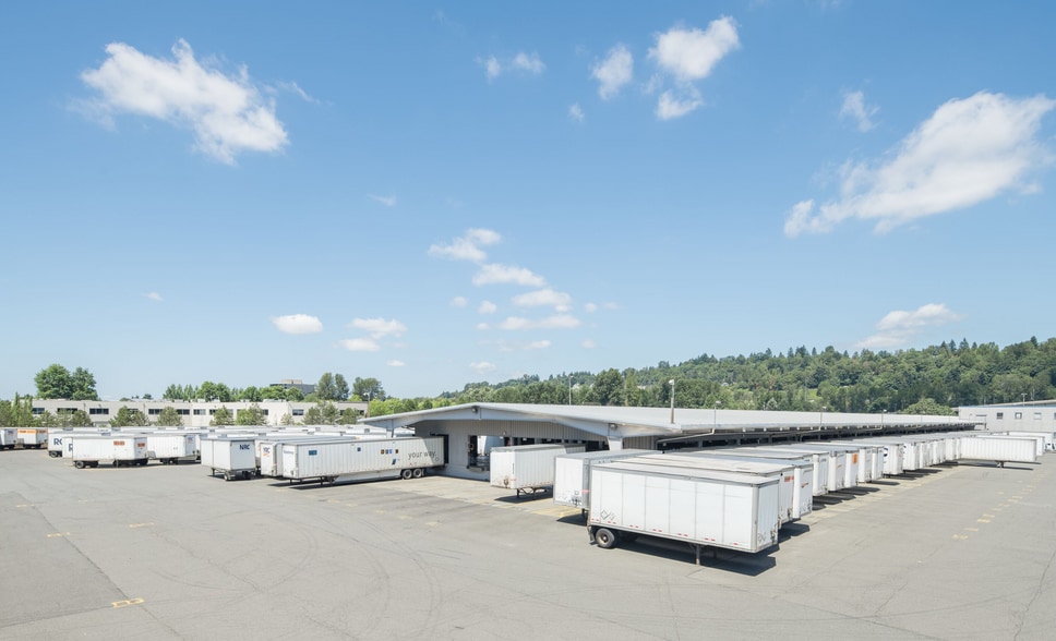 12855 48th Ave S, Tukwila, WA for lease - Building Photo - Image 2 of 8