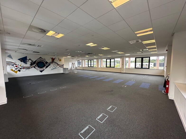 Bramah Ave, East Kilbride for lease - Building Photo - Image 3 of 7