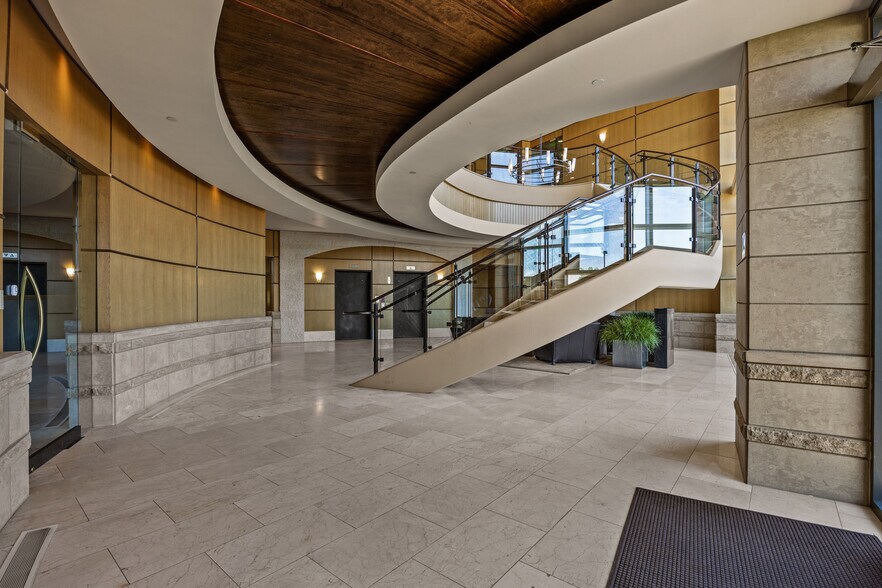 760 Horizon Dr, Grand Junction, CO à louer - Photo du bâtiment - Image 2 de 12