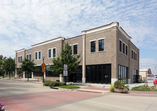 More details for 409 N Oak St, Roanoke, TX - Retail for Sale
