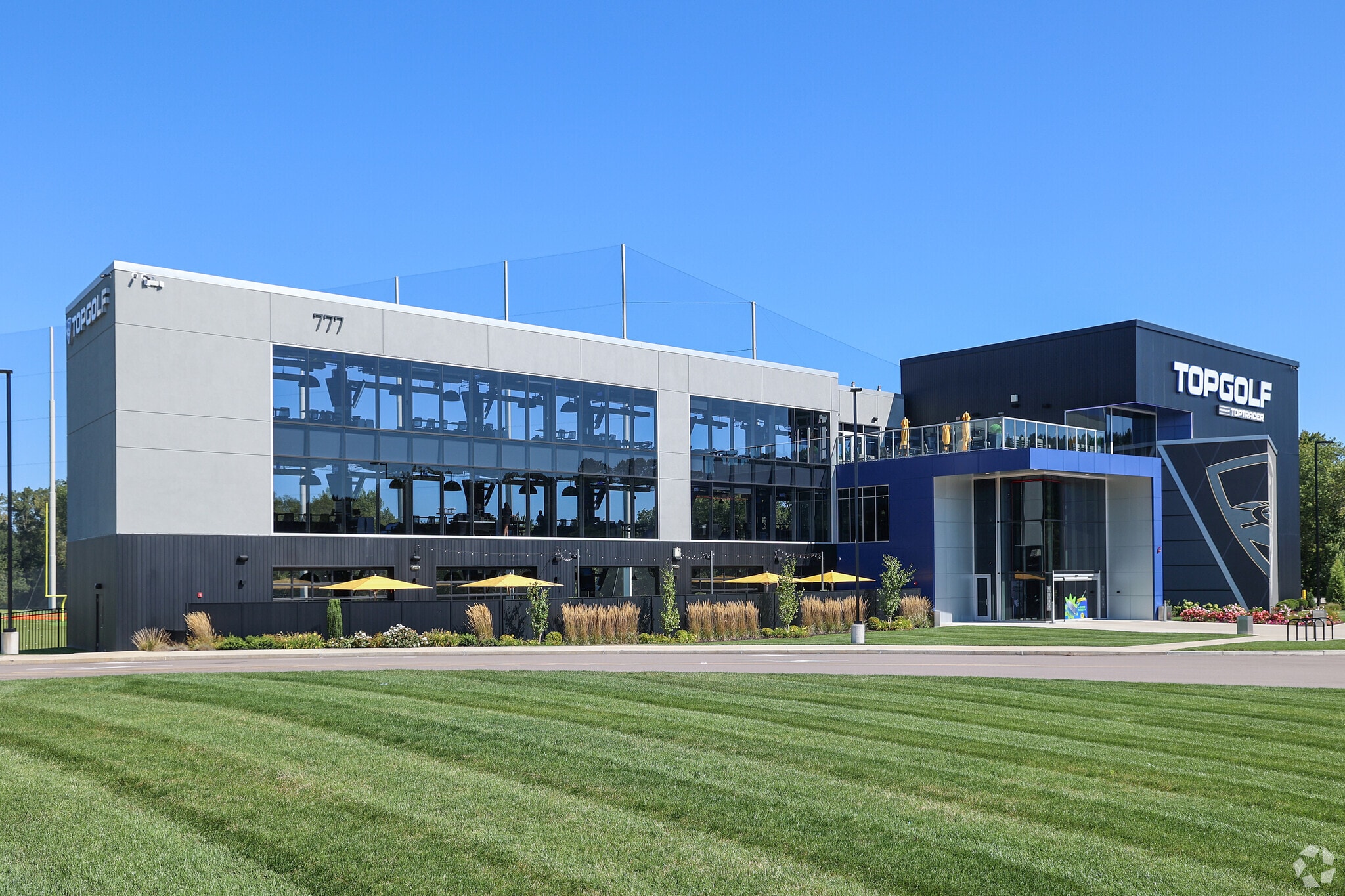 777 Dedham St, Canton, MA for sale Primary Photo- Image 1 of 5