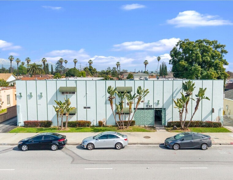 1232 S San Gabriel Blvd, San Gabriel, CA à vendre - Photo du bâtiment - Image 3 de 61
