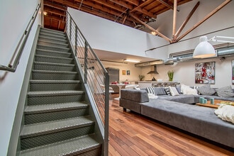 1046 Princeton Dr, Venice, CA à louer Photo du bâtiment- Image 2 de 34