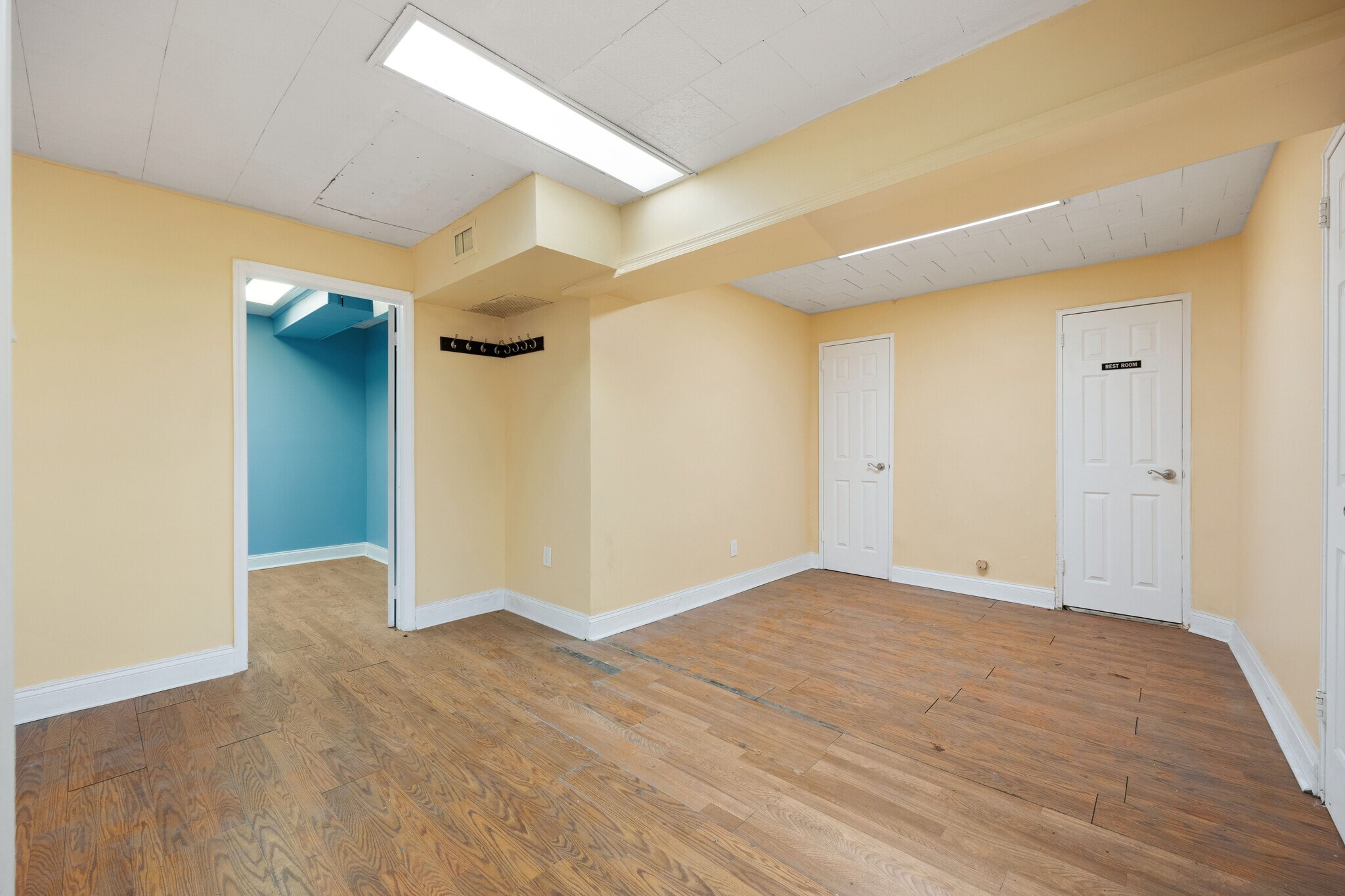 2 W End Ave, Brooklyn, NY for lease Building Photo- Image 1 of 15