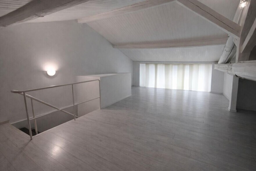 Flex in Toulouse for sale - Interior Photo - Image 2 of 6
