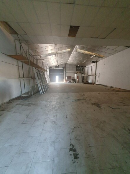 Industrial in SEVILLA for lease - Building Photo - Image 2 of 10