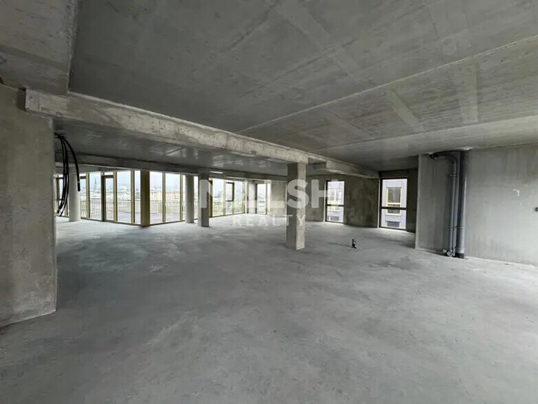 Bureau dans Saint-Étienne à vendre - Photo du bâtiment - Image 2 de 3