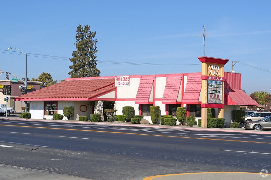 1301 W Olive Ave, Madera, CA for sale - Primary Photo - Image 1 of 4