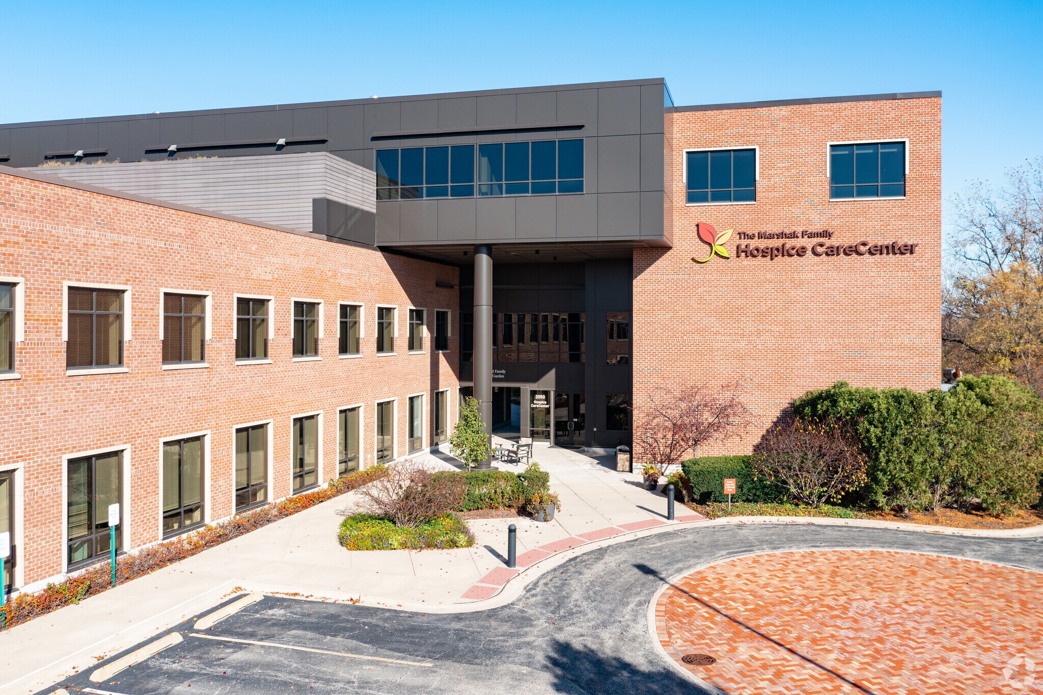 2050 Claire Ct, Glenview, IL à vendre Photo du bâtiment- Image 1 de 7