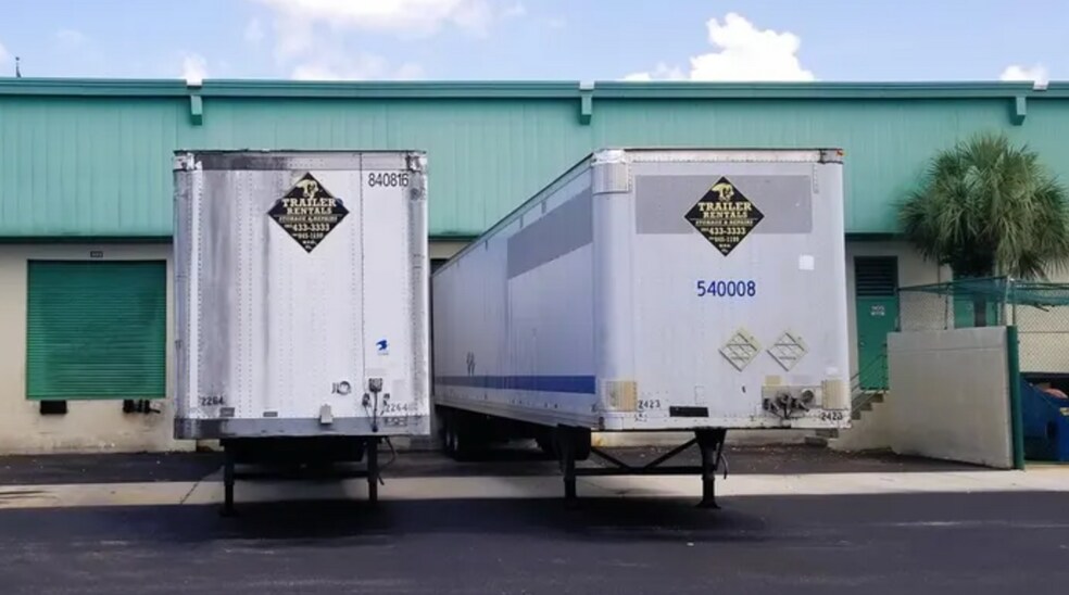 901-937 Shotgun Rd, Sunrise, FL à vendre - Photo du bâtiment - Image 3 de 5