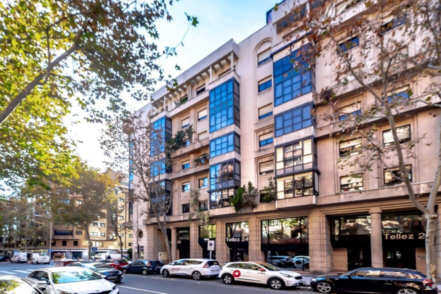 Calle de Téllez, 52, Madrid, Madrid for lease - Building Photo - Image 2 of 2