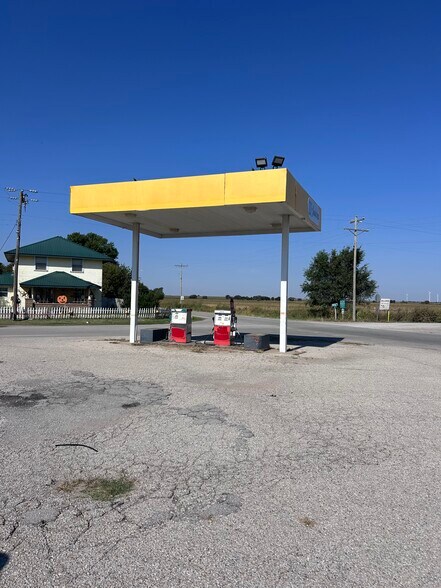 614 N Central Ave, Billings, OK à vendre - Photo du bâtiment - Image 3 de 16