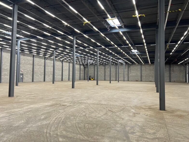 120 Clyde Rd, Somerset, NJ à louer - Photo intérieure - Image 3 de 29