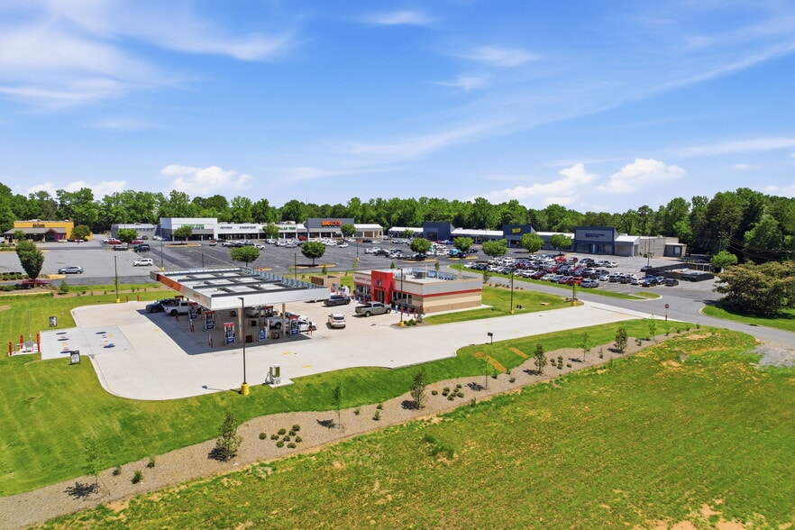 505-573 US 70 Hwy SW, Hickory, NC for lease - Aerial - Image 2 of 6