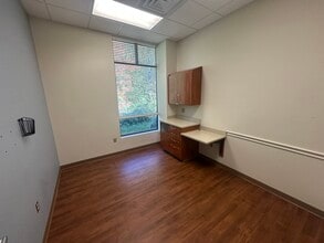 1910 Jake Alexander Blvd W, Salisbury, NC for lease Interior Photo- Image 1 of 14