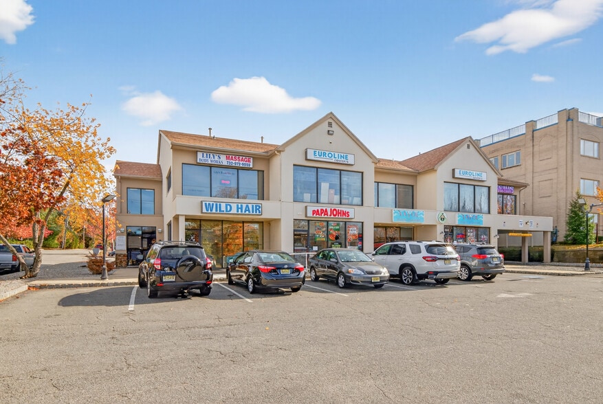 172 US Highway 9, Englishtown, NJ for lease - Building Photo - Image 1 of 4