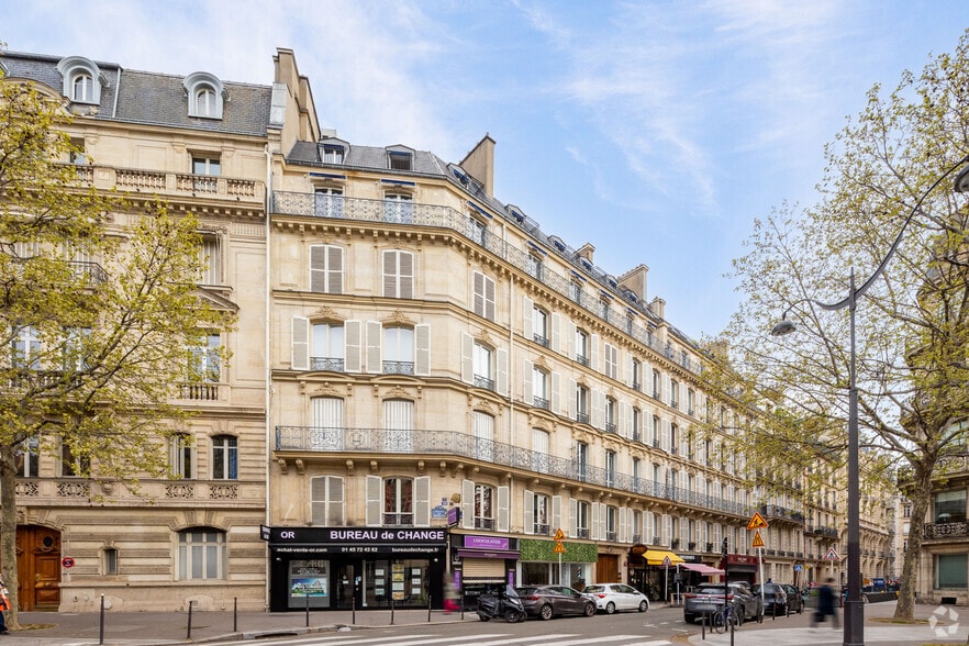 9 Rue Arsène Houssaye, Paris à vendre - Photo principale - Image 1 de 2